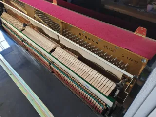 Piano ETERNA ER-C10 Negro Brillante