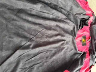 Chaqueta de Nieve Rosa y Negra