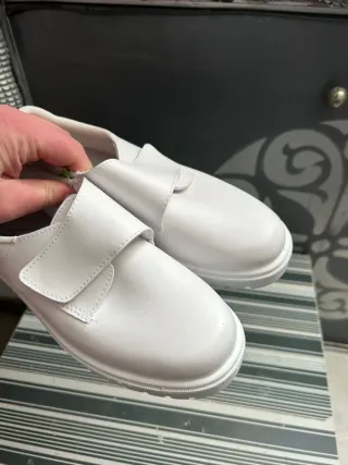 Zapatos de trabajo con cierre talla 38