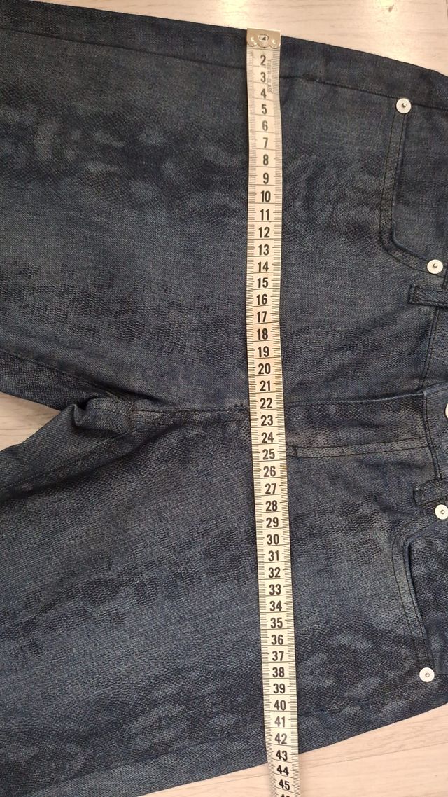 Pantalón vaquero Escada estampado