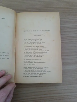 Alicia en el País de las Maravillas - Lewis Carrol