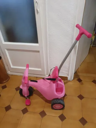 Triciclo niña rosa con manillar