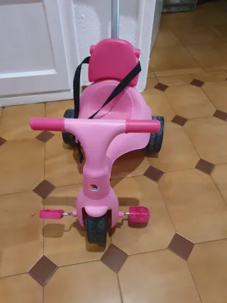 Triciclo niña rosa con manillar