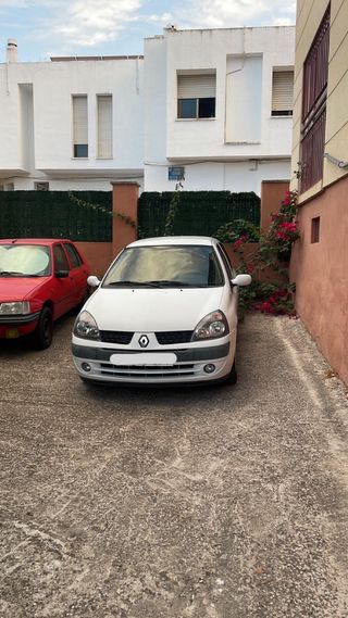 Renault Clio 2001