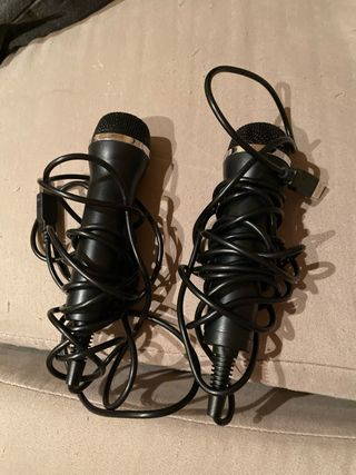 Let's Sing 11 PS4 Karaoke