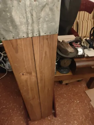 Antigua tabla de planchar de madera