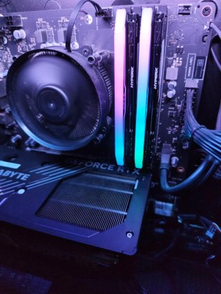 PC Gaming HP Omen RTX 5060TI 32GB RAM RGB
