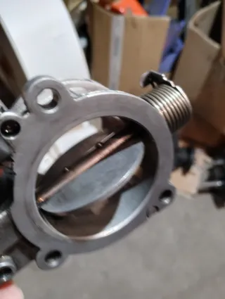 Cuerpo Mariposa BMW 320D 318D 520D 123D