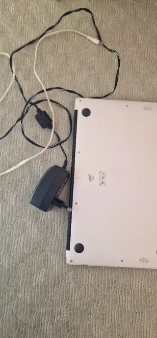 Portátil CHUWI Blanco