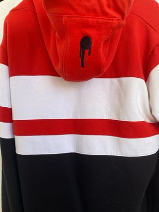 Sudadera con capucha WHO SHOT YA?