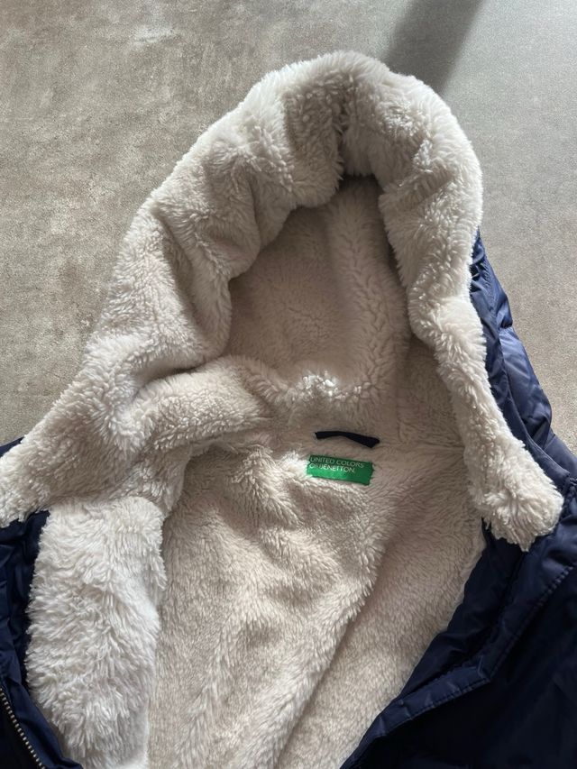 Chaqueta Benetton azul con forro blanco