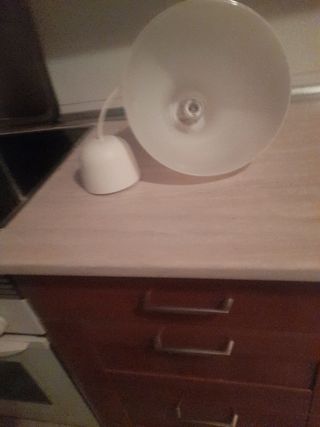 Lámpara de cocina blanca