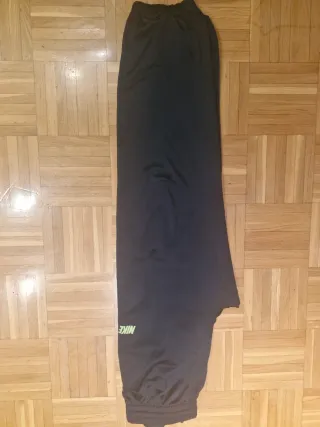Pantalón chándal Nike Talla S