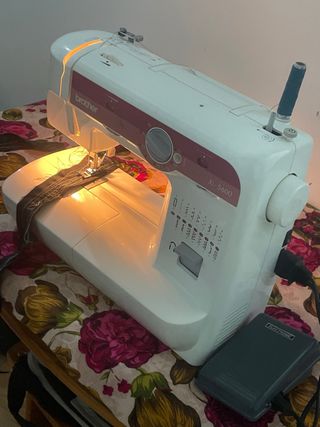 Máquina de coser Brother XL 5600
