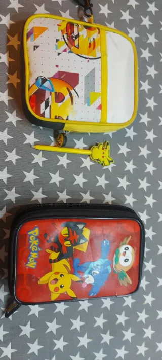 Nintendo 2DS con funda y 4 juegos