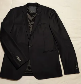 Chaqueta fina de caballero negra de brillo.T.52