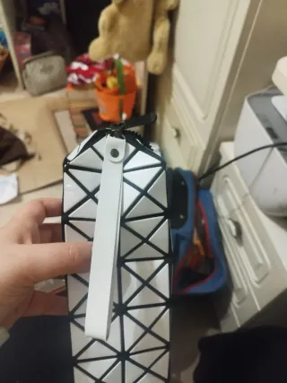 Pochette geometrica bianca e nera