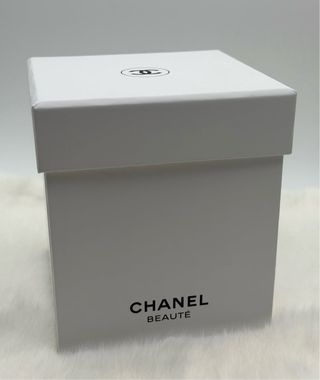 Chanel Snow Globe / Bola de Nieve Chanel