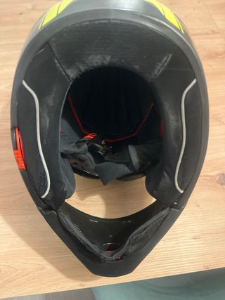 Casco MDS Amarillo y Negro