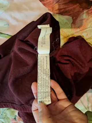 Jersey burdeos con frase you have nothing to lose