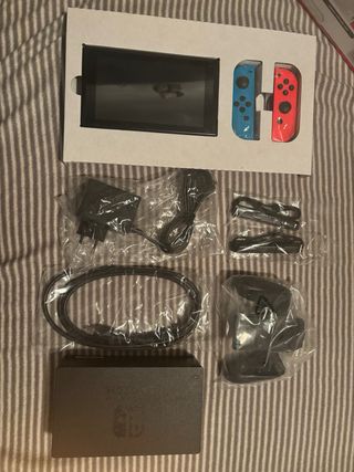 Nintendo Switch Azul y Rojo
