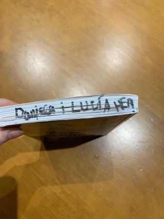 Destroza este diario. Ahora a todo color