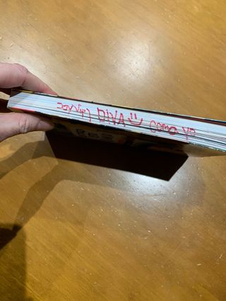 Destroza este diario. Ahora a todo color