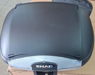 Baul y soporte Moto Shad SH45