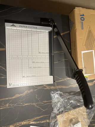 Guillotina de papel JIELISI 12x10