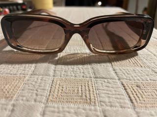 Gafas de sol marrones