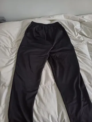 Pantalón Adidas Negro y Blanco
