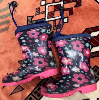 Botas de agua niña flores azul y rosa
