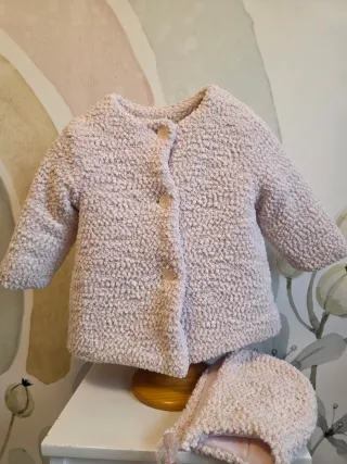 Abrigo Gocco niña 24 meses con capota
