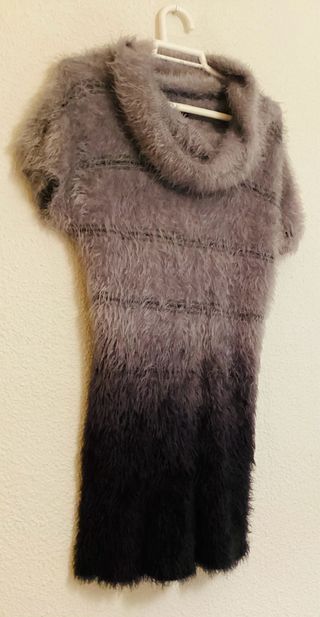 Vestido de pelo suave con degradado , muy cortito