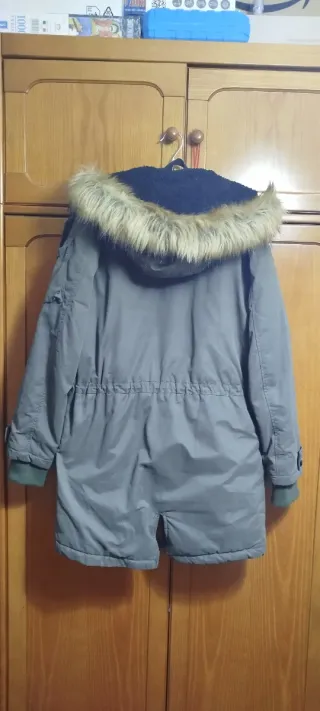 Cazadora Bershka verde