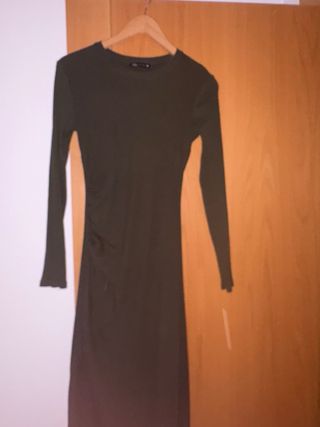 Vestido Zara drapeado verde militar