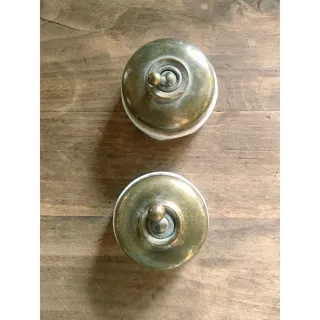 Interruptores antiguos latón y porcelana