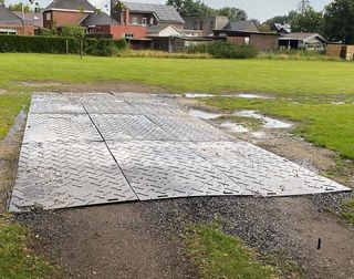 Placas protectoras de cesped y suelo