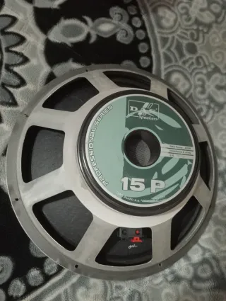 Altavoz DAS 15 400W RMS