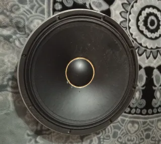 Altavoz DAS 15 400W RMS