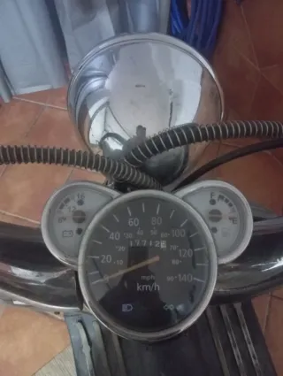 Moto Kenrod Legends 125