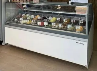 Expositor Helados Infrico Coral