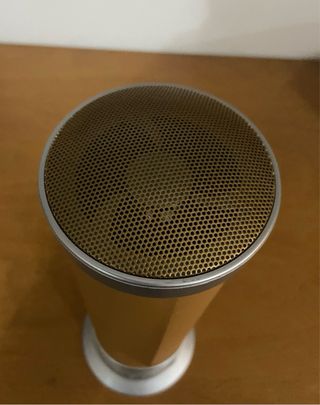 Altavoz Inalambrico Dorado y Plateado