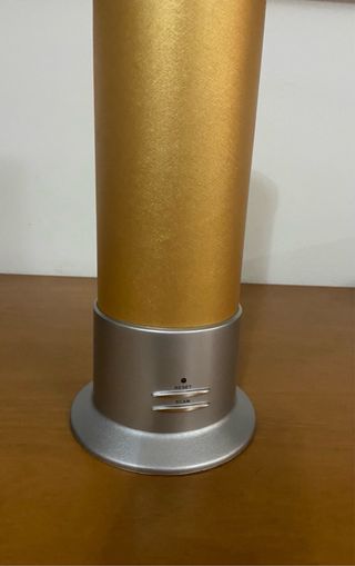 Altavoz Inalambrico Dorado y Plateado
