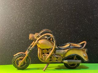 2 Motos Madera Artesanales PRECIO NEGOCIABLE