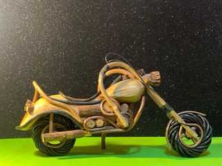 2 Motos Madera Artesanales PRECIO NEGOCIABLE