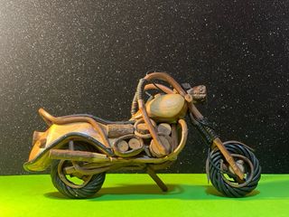 2 Motos Madera Artesanales PRECIO NEGOCIABLE