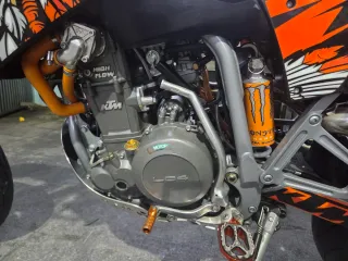 KTM 625 LC4 Supermotard. Válida A2