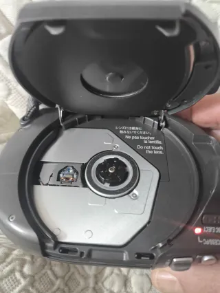 Videocámara Panasonic VDR-D150 30x Zoom Óptico