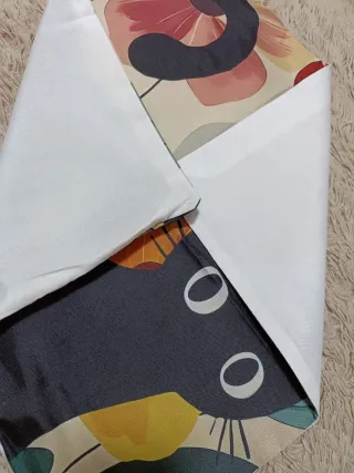 Funda cojín gato y flores